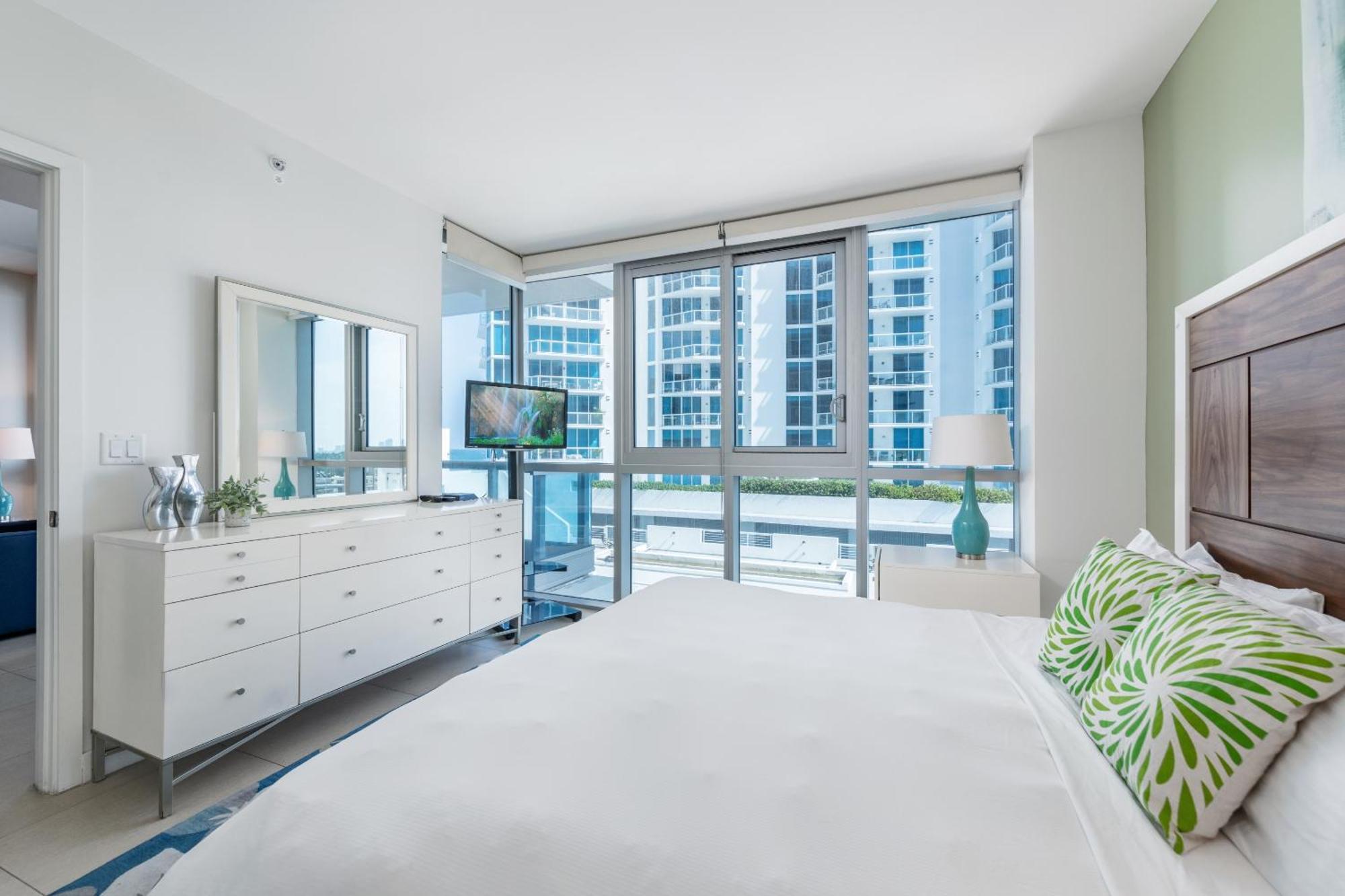 Bluebird Suites Monte Carlo Miami Beach Habitación foto