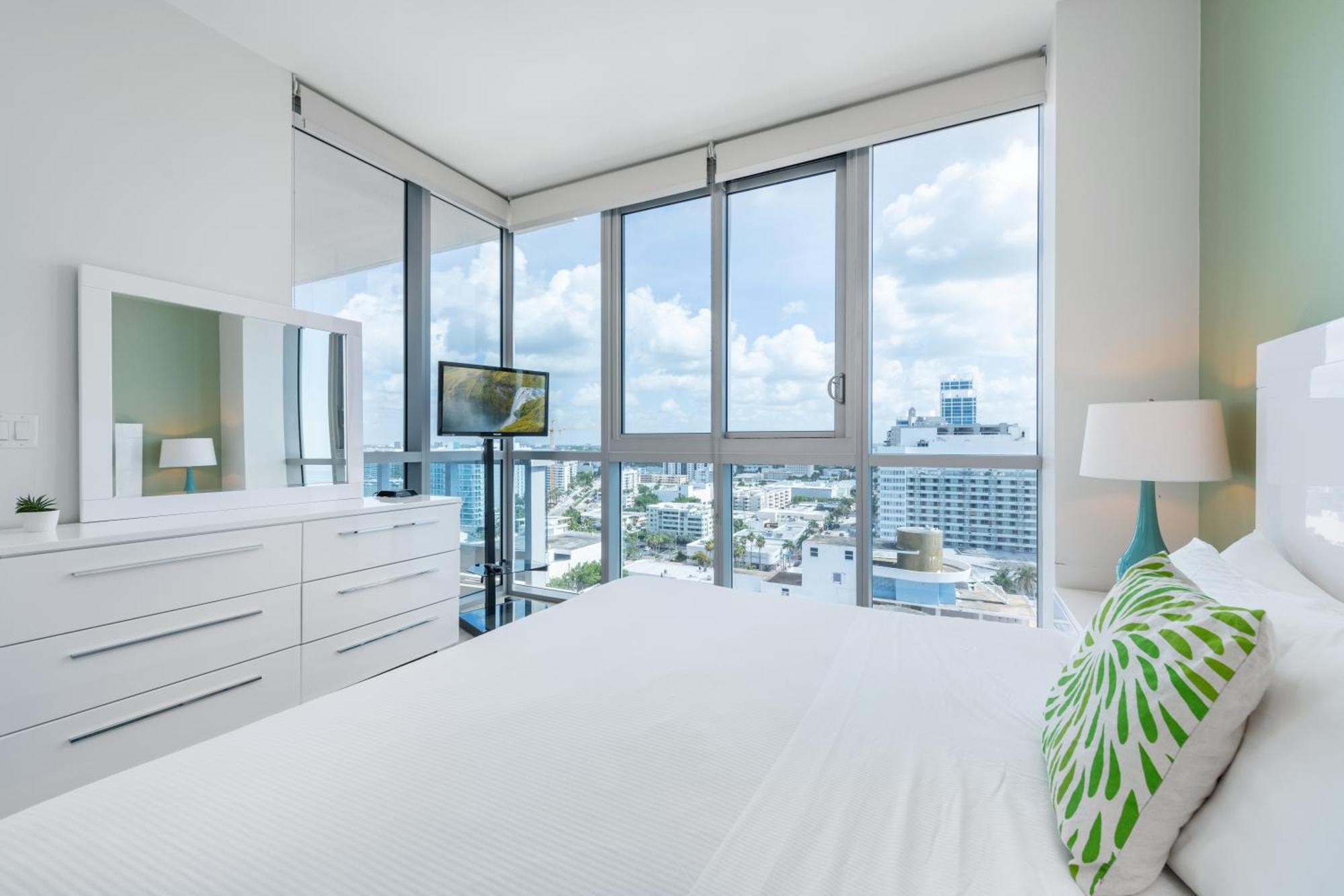 Bluebird Suites Monte Carlo Miami Beach Habitación foto